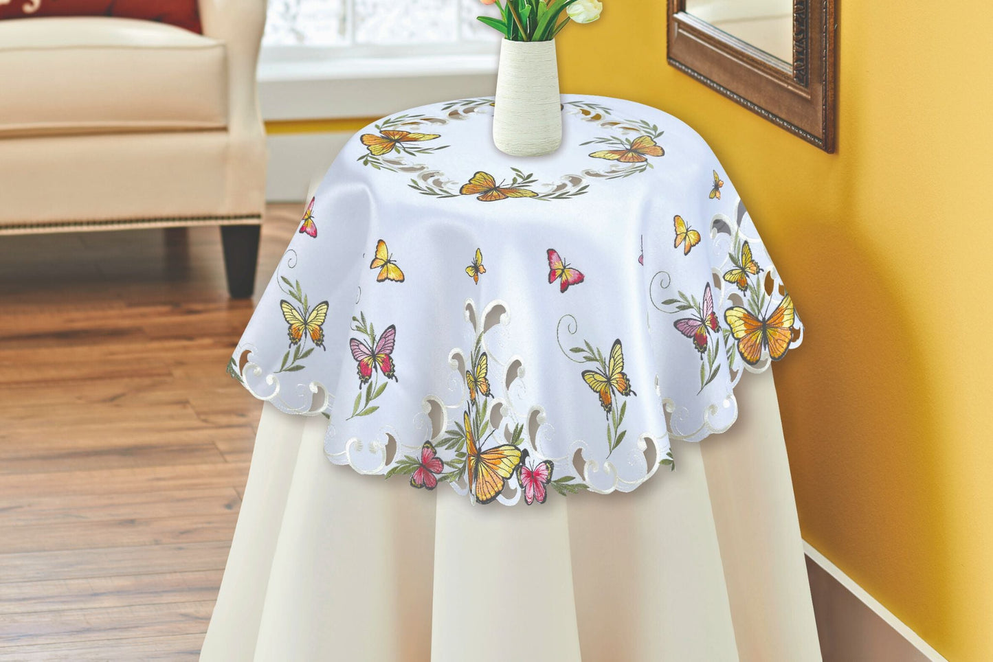Embroidered Table Cloth 85x85cm Round Butterfly