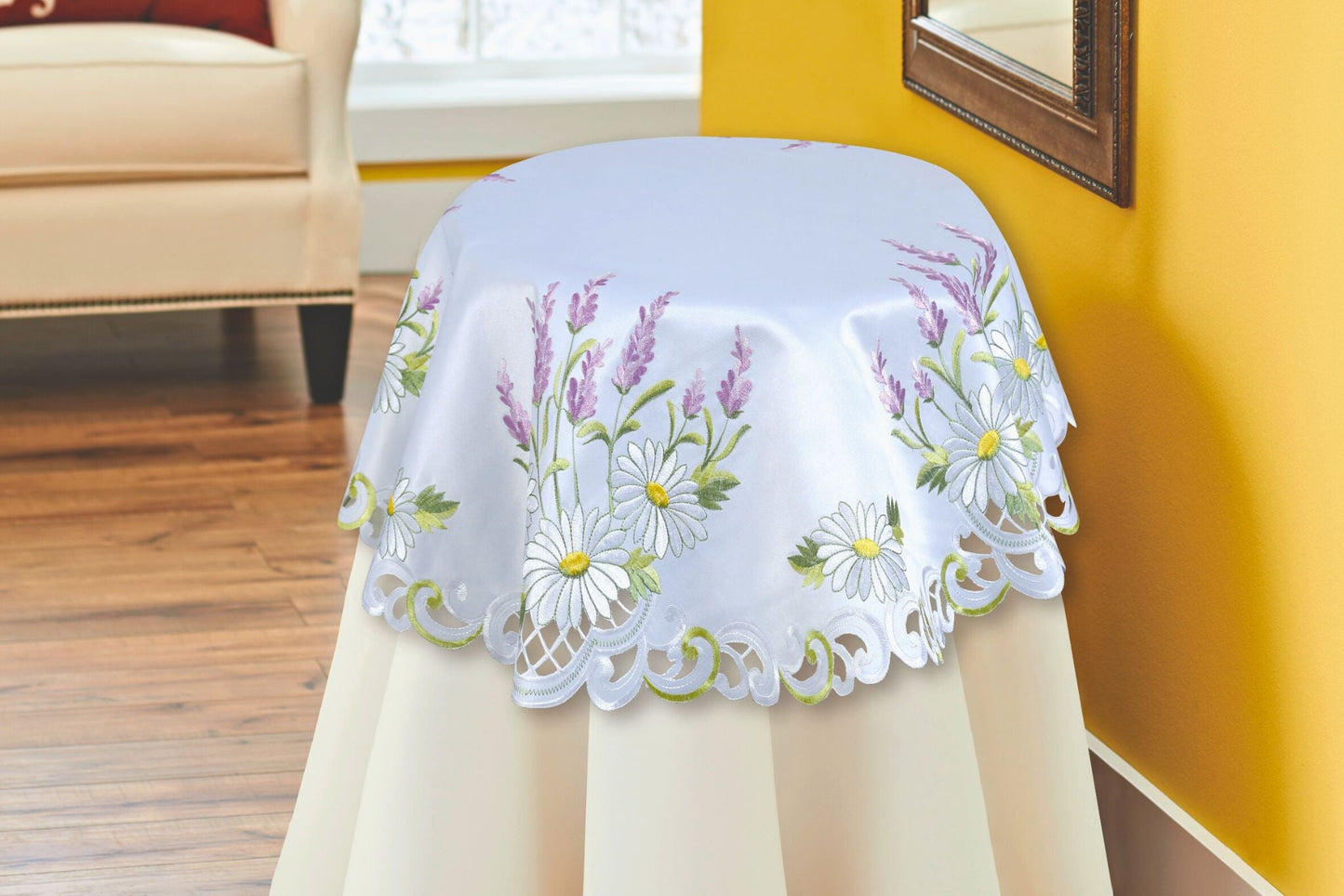 Embroidered Table Cloth 85x85cm Round Lavender