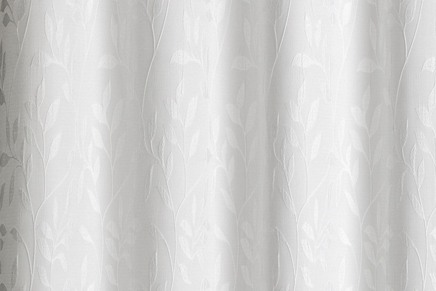 Crushed Jacquard Curtain 8 Grommets 137x213cm 150gsm Chloe White